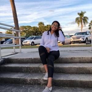 Meet your Posher, Sheena